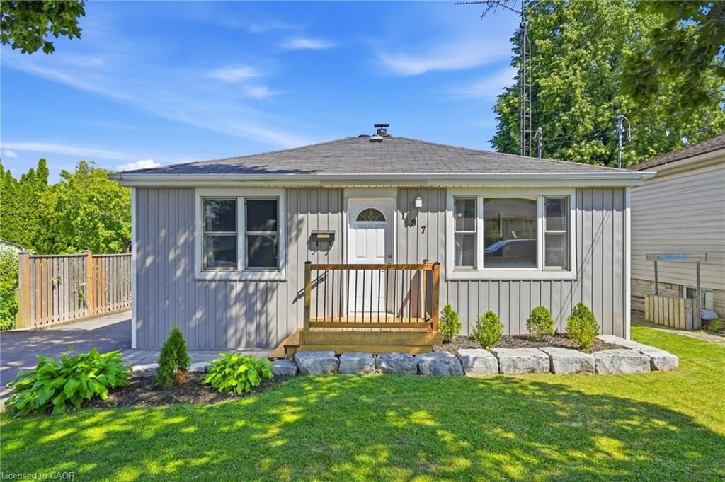 Property Photo:  197 East 44th Street  ON L8T 3Y5 