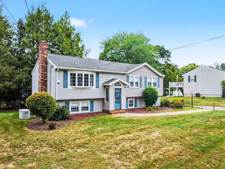 Property Photo: 6 Partridge Rd MA 01844