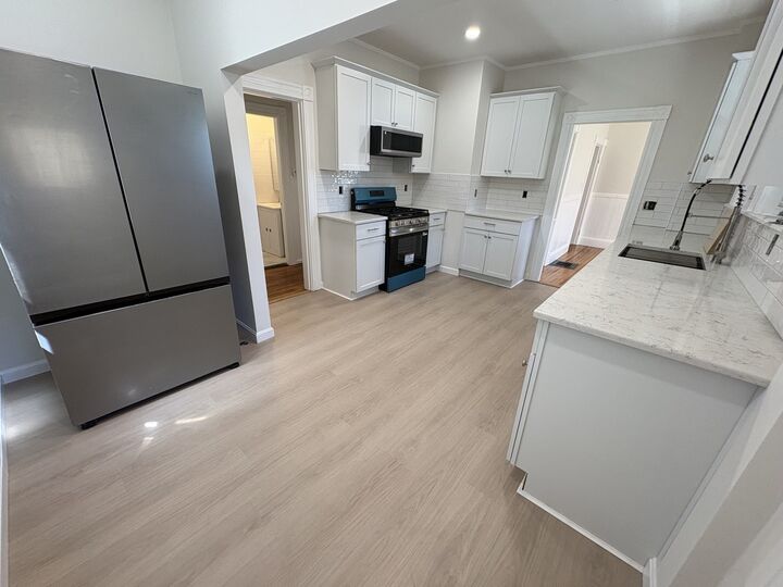 Property Photo:  8-10 Fairbanks 1  MA 02135 