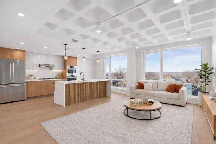 Property Photo:  125 Lowell Street 6C  MA 02143 