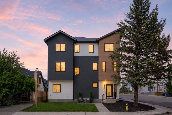 Property Photo: 2402 Westmount Road NW AB T2N 3N8
