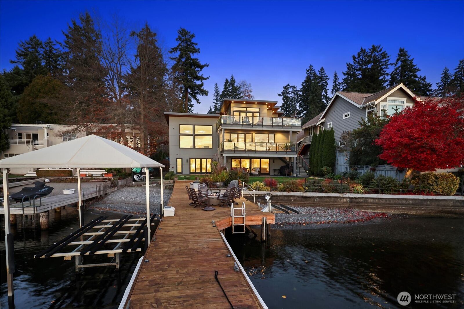 Property Photo:  13031  Holmes Point Drive NE  WA 98034 