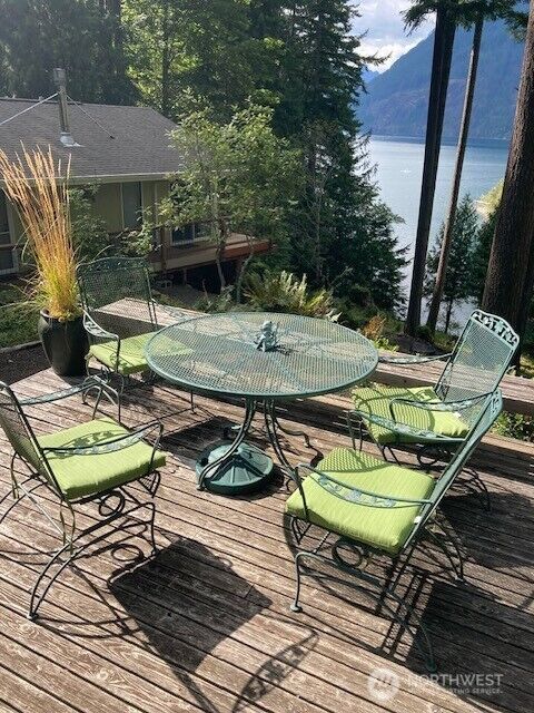 Property Photo: 1120 N Potlatch Drive N WA 98548