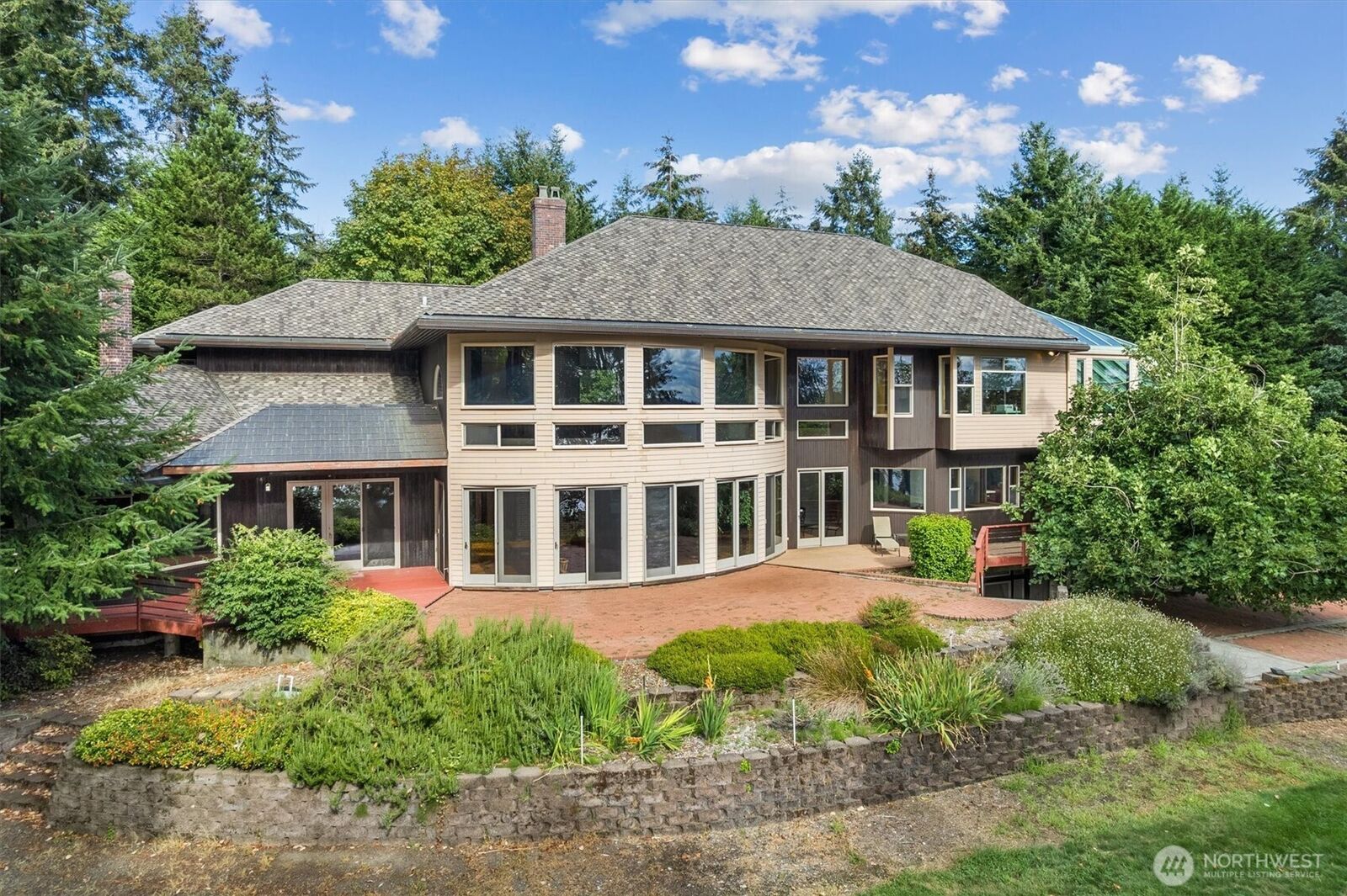 Property Photo:  14405 SW Pohl Road  WA 98070 