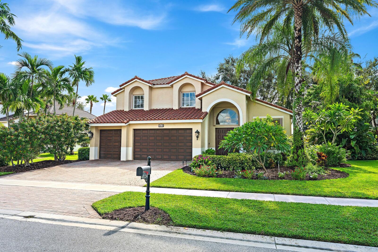 Property Photo:  4636 Windward Cove Lane  FL 33449 
