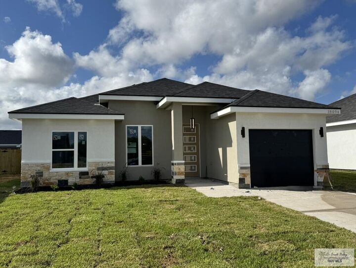 Property Photo: 18094 Spruce St TX 78552