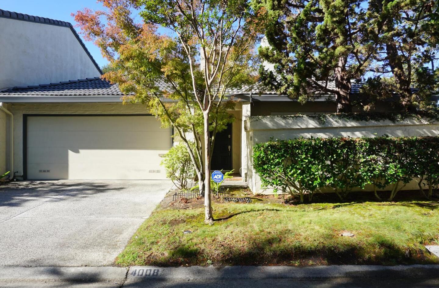 Property Photo:  4008 Villa Vista  CA 94306 