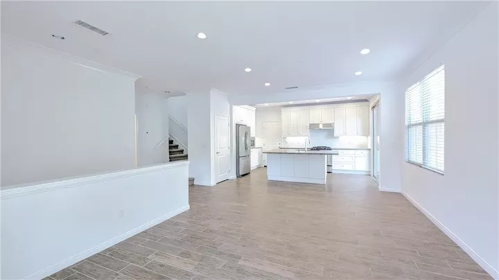 Property Photo:  85 Thornhurst  CA 92620 