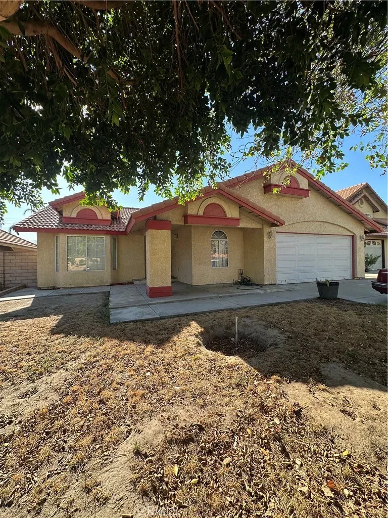 Property Photo:  1534 Clyde Street  CA 92411 