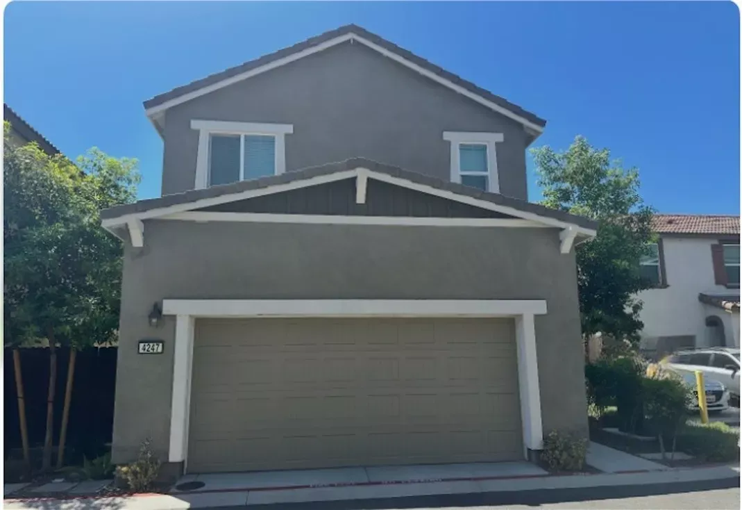 Property Photo:  4247 Bravado Ct Court  CA 92505 