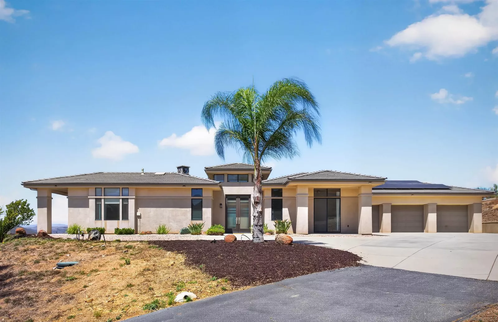 Property Photo:  11888 Rancho Heights Rd  CA 92059 