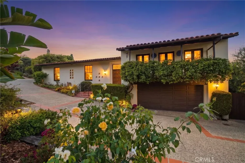 Property Photo: 709 Via Del Monte CA 90274