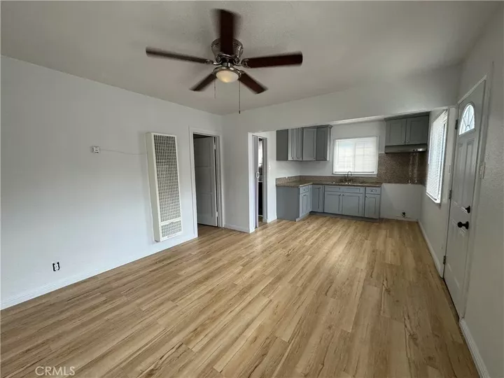 Property Photo: 2110 Linden Avenue CA 90806