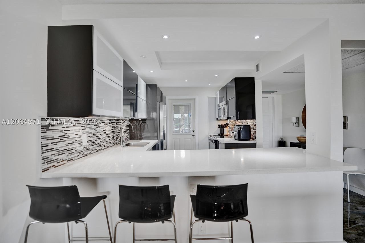 Property Photo: 2681 S Course Dr 204 FL 33069