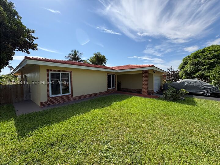 Property Photo:  8250 NW 66th Ter  FL 33321 