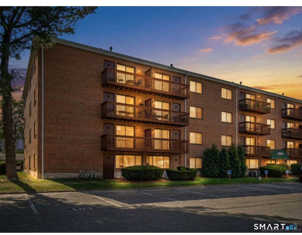 Property Photo: 2320 Harbor View Drive 2320 CT 06067