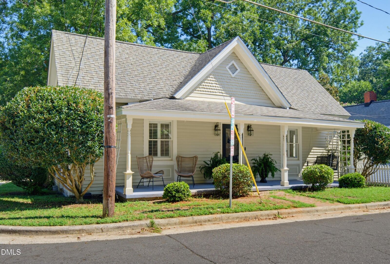 Property Photo:  808 Brooklyn Street  NC 27605 