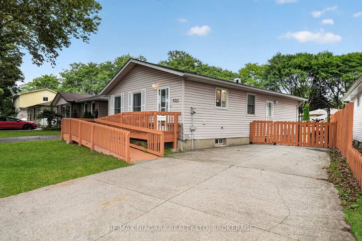 Property Photo:  6231 Johnson Drive  ON L2J 3J6 