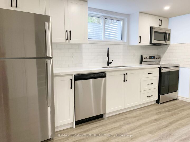 Property Photo: 43 Kanata Crescent Lower ON N3R 7E8