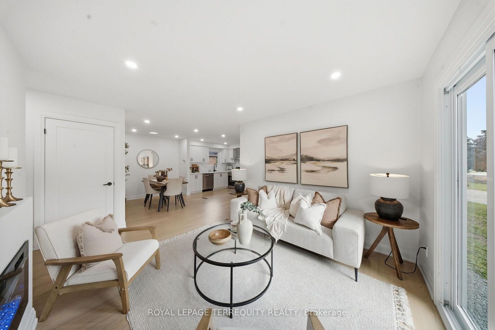 Property Photo:  42 Plumridge Court  ON L1S 3Z8 