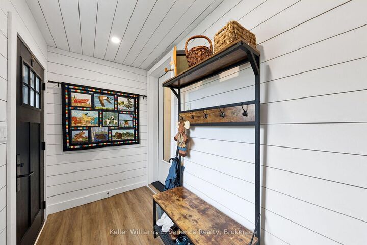 Property Photo:  344 Second Street  ON L4R 3R3 
