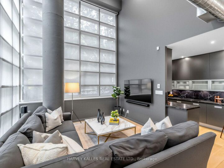 Property Photo:  380 Macpherson Avenue 106  ON M4V 3E3 