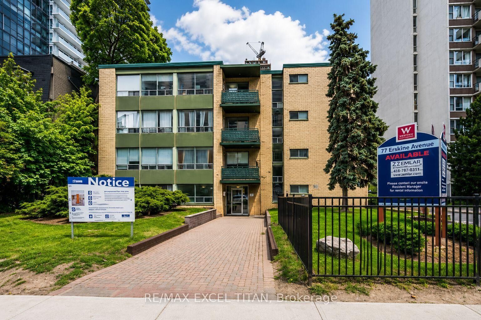 Property Photo:  77 Erskine Avenue 111  ON M4P 1Y5 