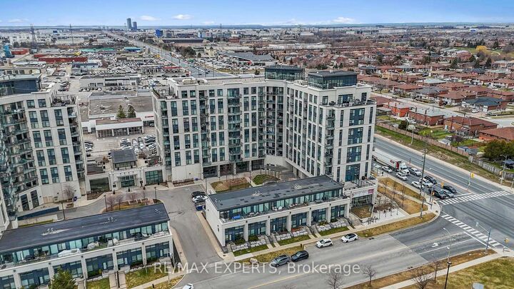 Photo de la propriété:  12 Woodstream Boulevard 201  ON L4L 8C4 