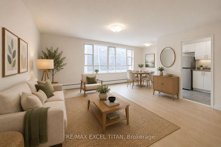 Property Photo:  77 Erskine Avenue 302  ON M4P 1Y5 
