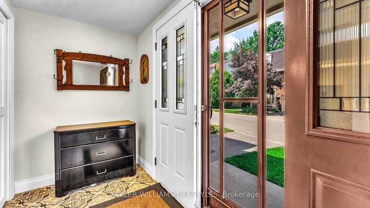 Property Photo: 900 Pond View Road 72 ON N5Z 4L7