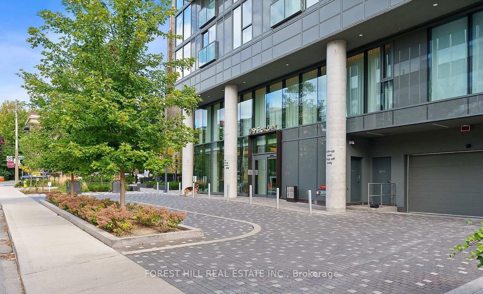 Property Photo:  99 Foxbar Road 506  ON M4V 2G5 