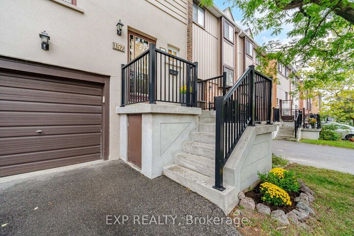 Property Photo:  157 Moregate Crescent  ON L6S 3K9 