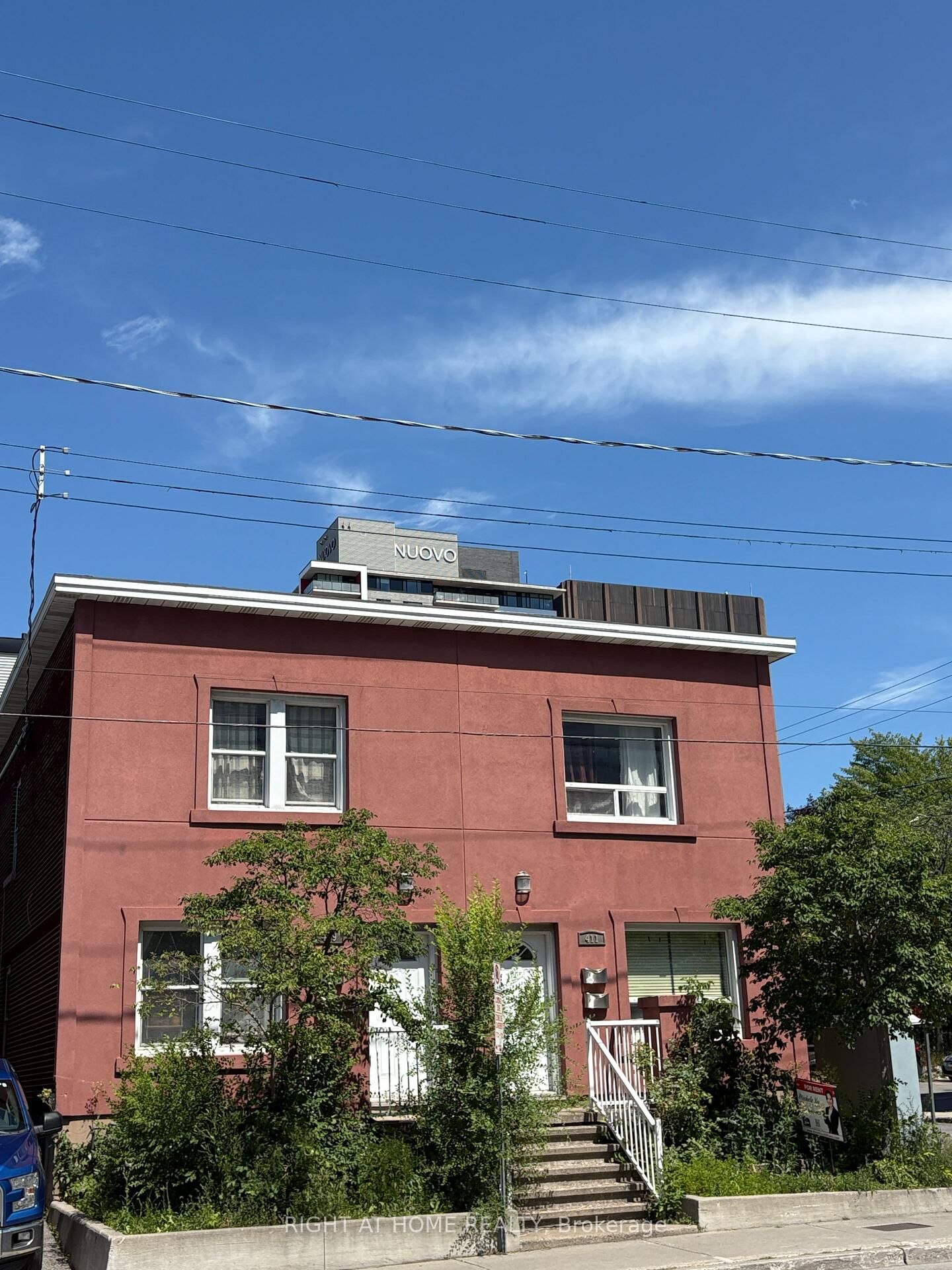 Property Photo: 409 Preston Street A ON K1S 4N1