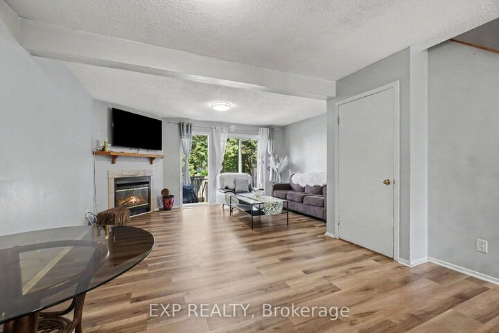 Property Photo:  9 Paddington Private  ON K1V 0S6 