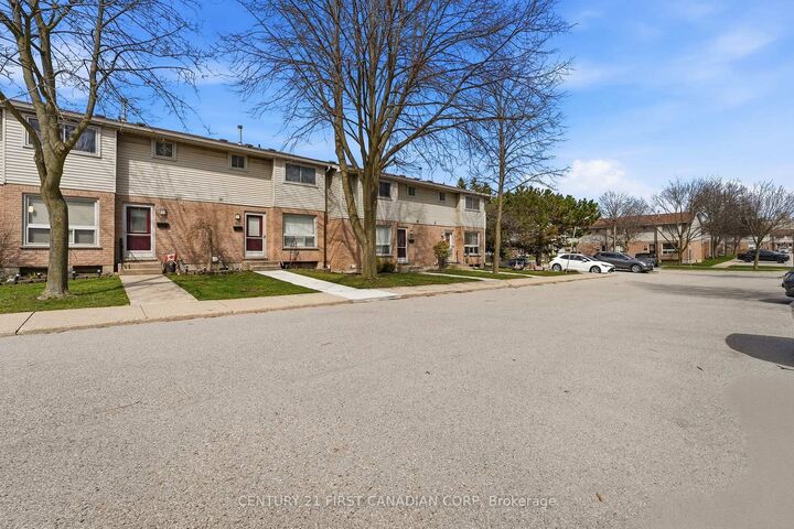 Property Photo:  75 Ansondale Road 65  ON N6C 5W5 