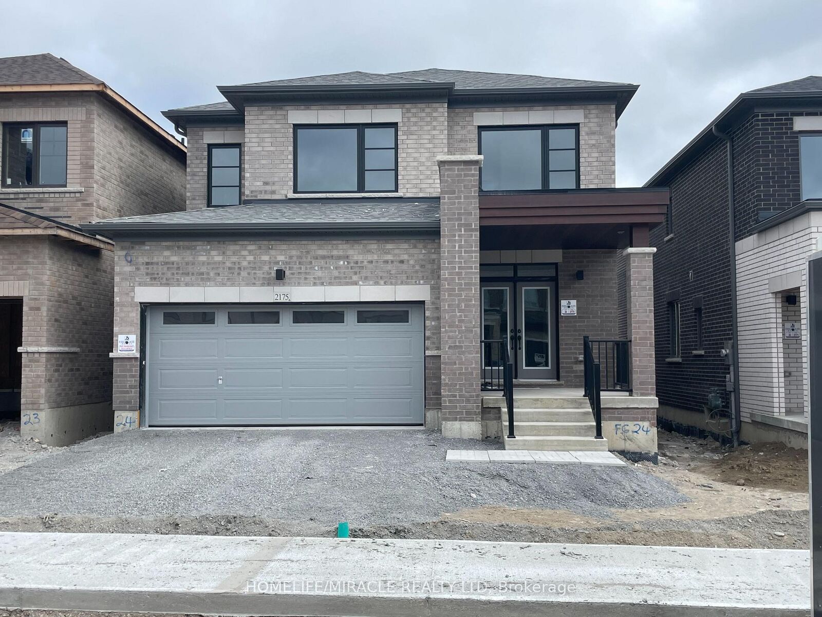 Property Photo:  2175 Coppermine Street  ON L1L 0T1 