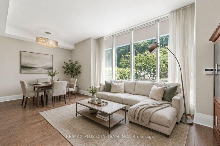 Property Photo:  29 Queens Quay E Th122  ON M5E 0A5 