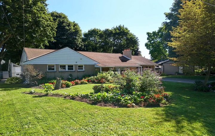 Property Photo:  471 West Mile Road  ON N6H 3M4 