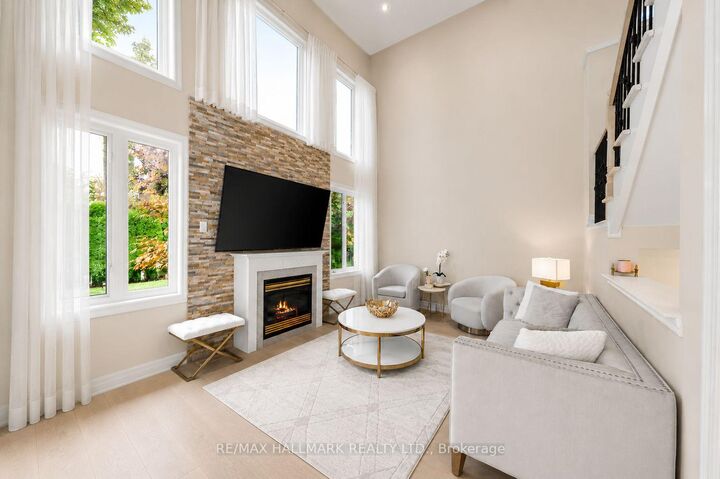 Property Photo:  101 Ravine Edge Drive  ON L4E 4J6 
