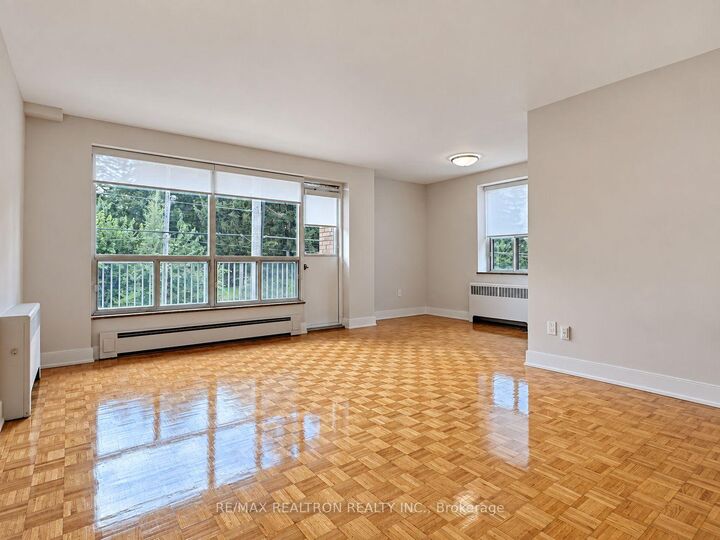Property Photo:  1291 Bayview Avenue 201  ON M4G 2Z9 