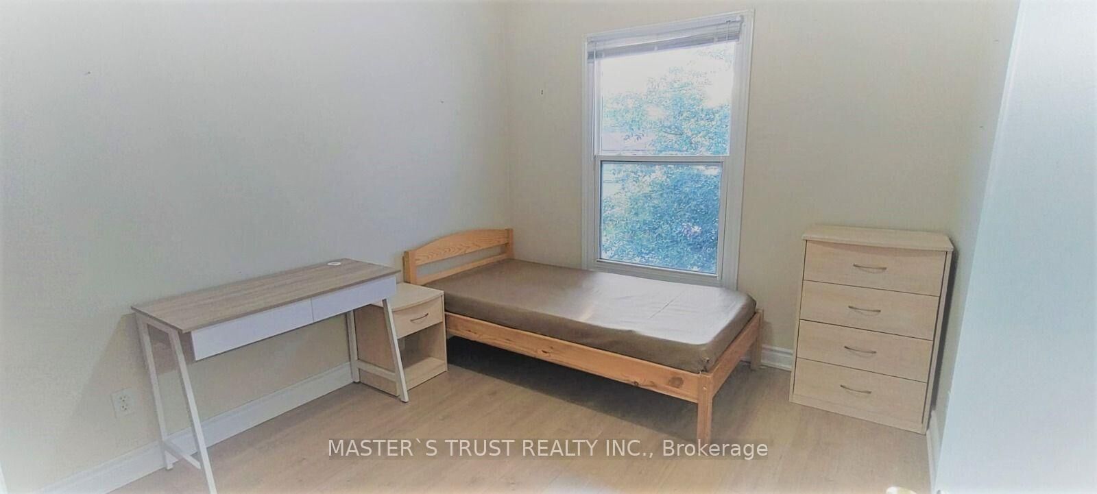 Property Photo:  95 Orsett Street Rm 2  ON L6H 2P1 