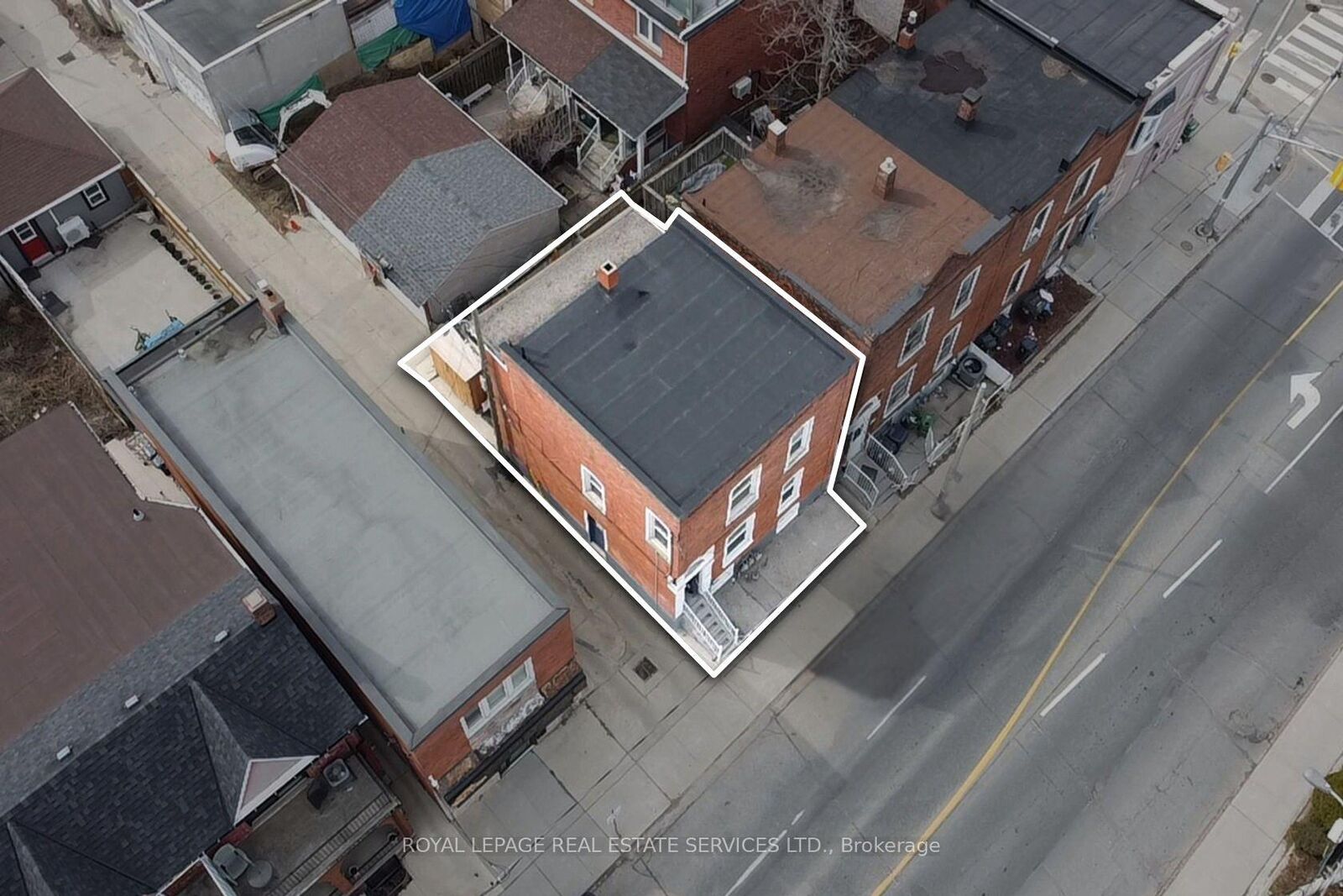 Property Photo:  740 Lansdowne Avenue  ON M6H 3Y8 