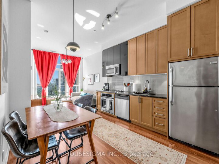 Property Photo:  89 Dunfield Avenue 3601  ON M4S 0A4 