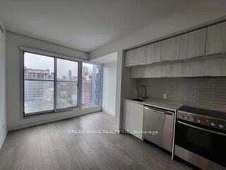 Property Photo:  181 Dundas Street 908  ON M5A 0N5 