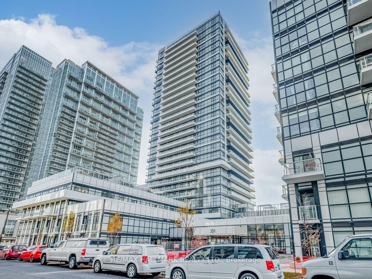 Property Photo: 251 Manitoba Street 910 ON M8Y 0C7