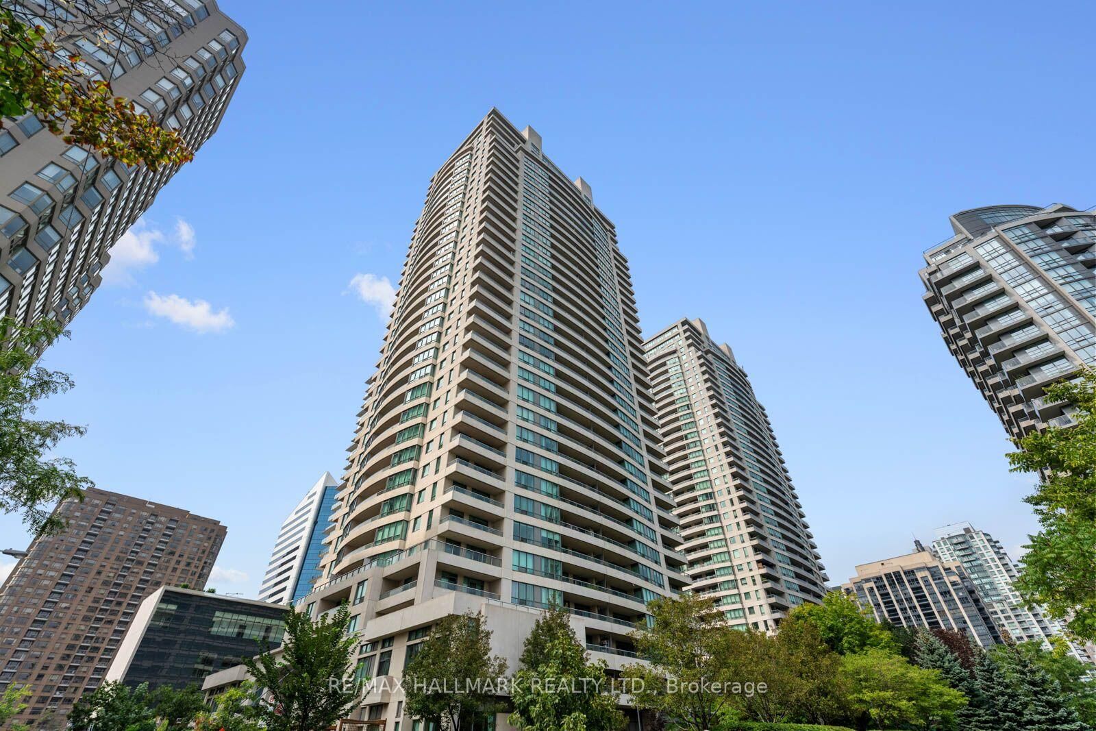 Property Photo:  18 Spring Garden Avenue 1609  ON M2N 7M2 