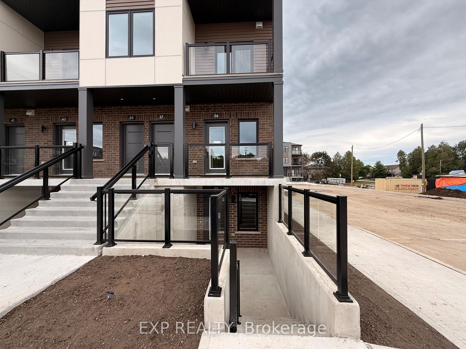 Property Photo:  42 Lowes Rd. West Street  ON N1G 0H6 