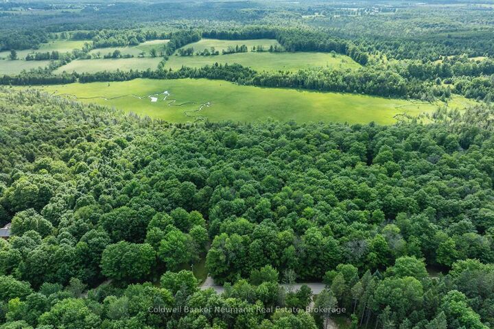 Property Photo:  574286 Sideroad 40 N/A  ON N0C 1H0 