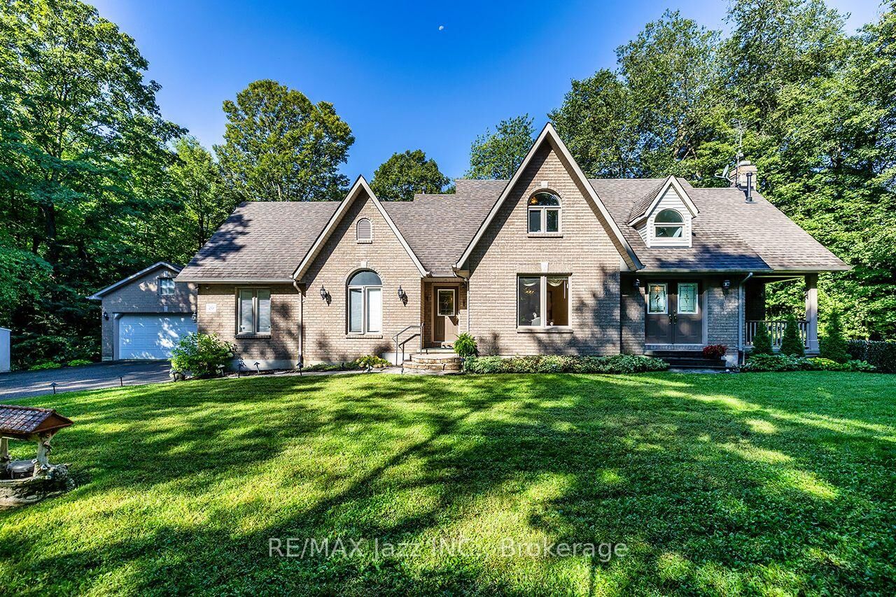 Property Photo:  20 Timberlane Court  ON L1E 2H1 