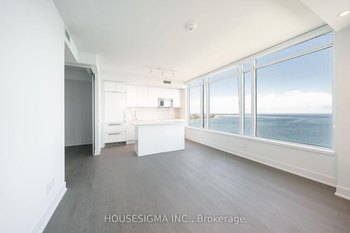 Property Photo:  1926 Lake Shore Boulevard W 3909  ON M6S 0B1 